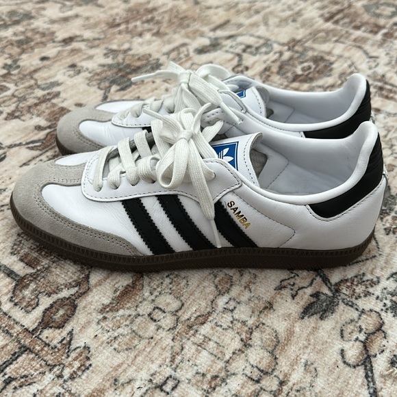 Adidas Samba Classic - White and Black - Picture 3 of 4
